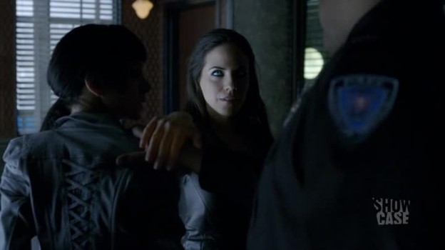 And a little sexy touching. I like how Kenzi just stood there still like a rabbit.
