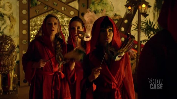 Lauren- horror. Bo- horror. Fake Kenzi- a fucking manta?
